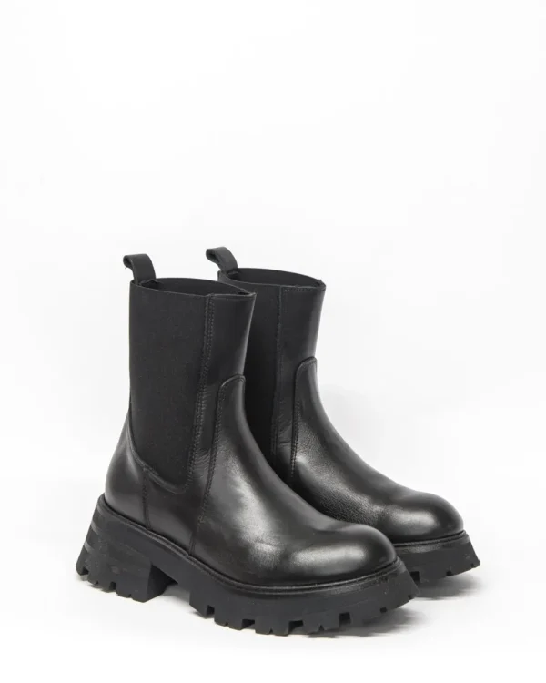 Fashion zoe kratzmann Inset Boot-Black Leather