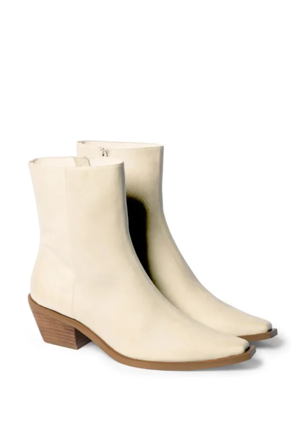 New zoe kratzmann Intimation Boot-Chalk